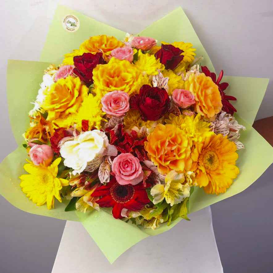 Legendary Masterpiece Supreme Artistry - Monumental Flower Delivery Sri Lanka
