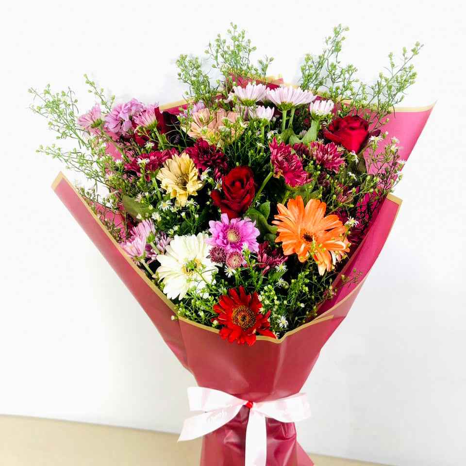 Cheerful Spring Garden Bouquet - Pink & White Mixed Flowers