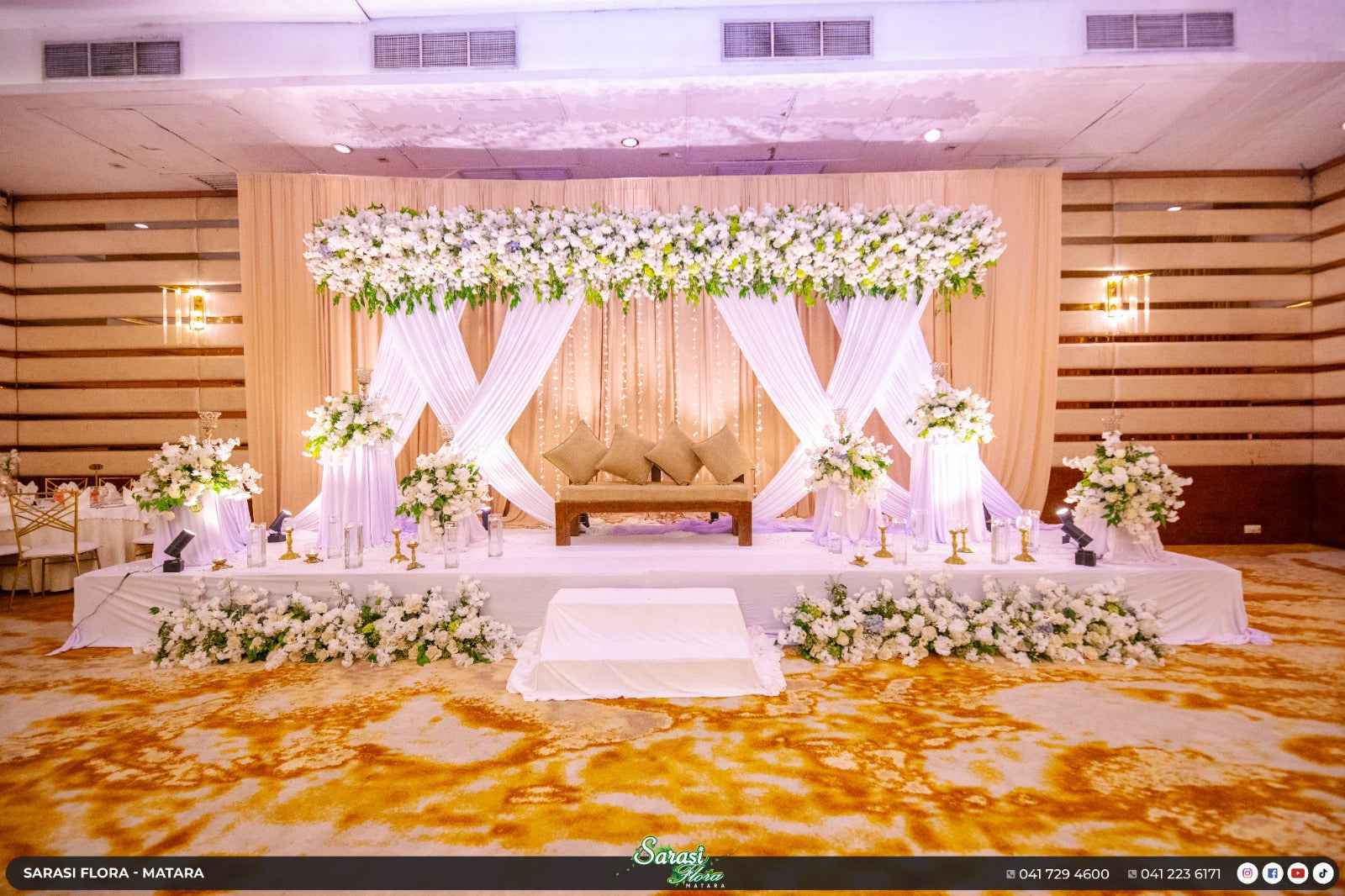 Luxury White Flowers Wedding Decoration Package - Premium Celebration Design