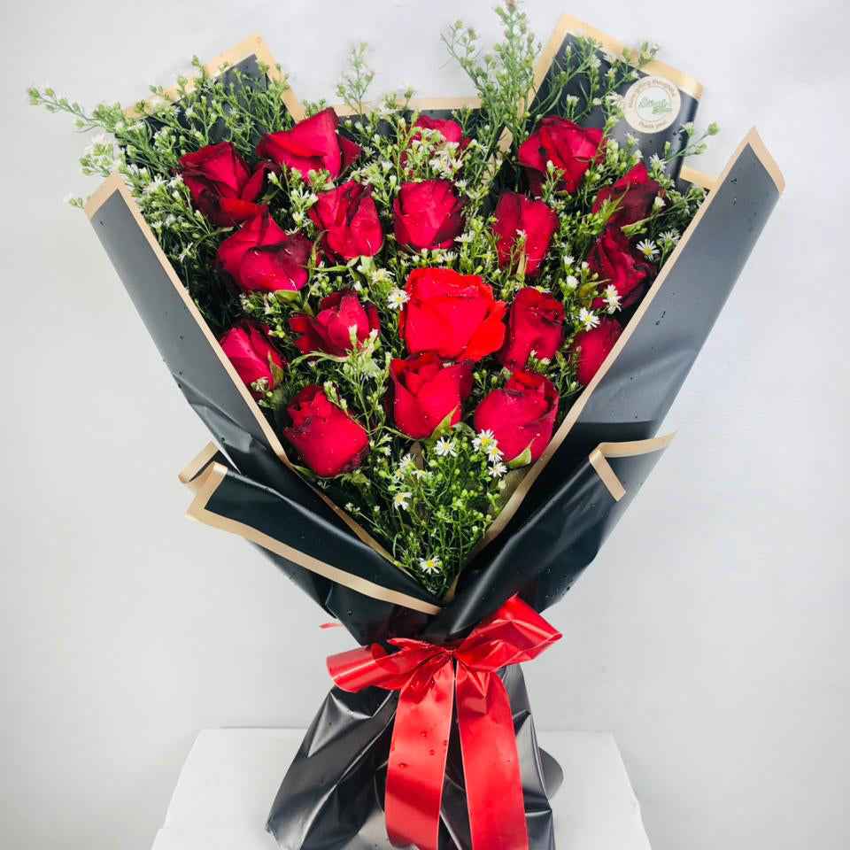 Majestic Crimson Royal Supremacy - Sovereign Flower Delivery Sri Lanka