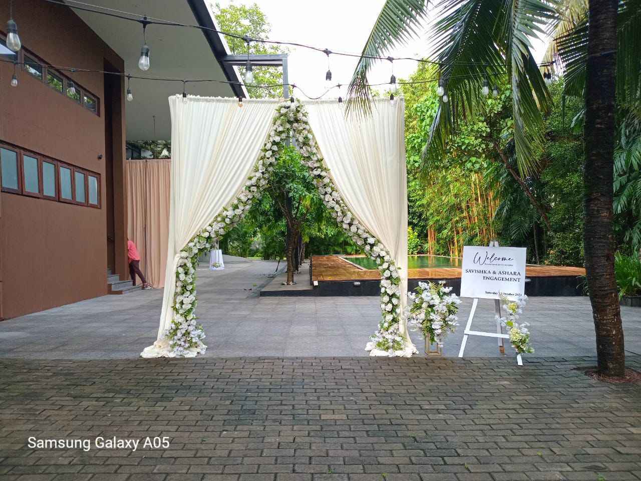 Complete White Flowers Wedding Decoration Package - Traditional Sri Lankan Design